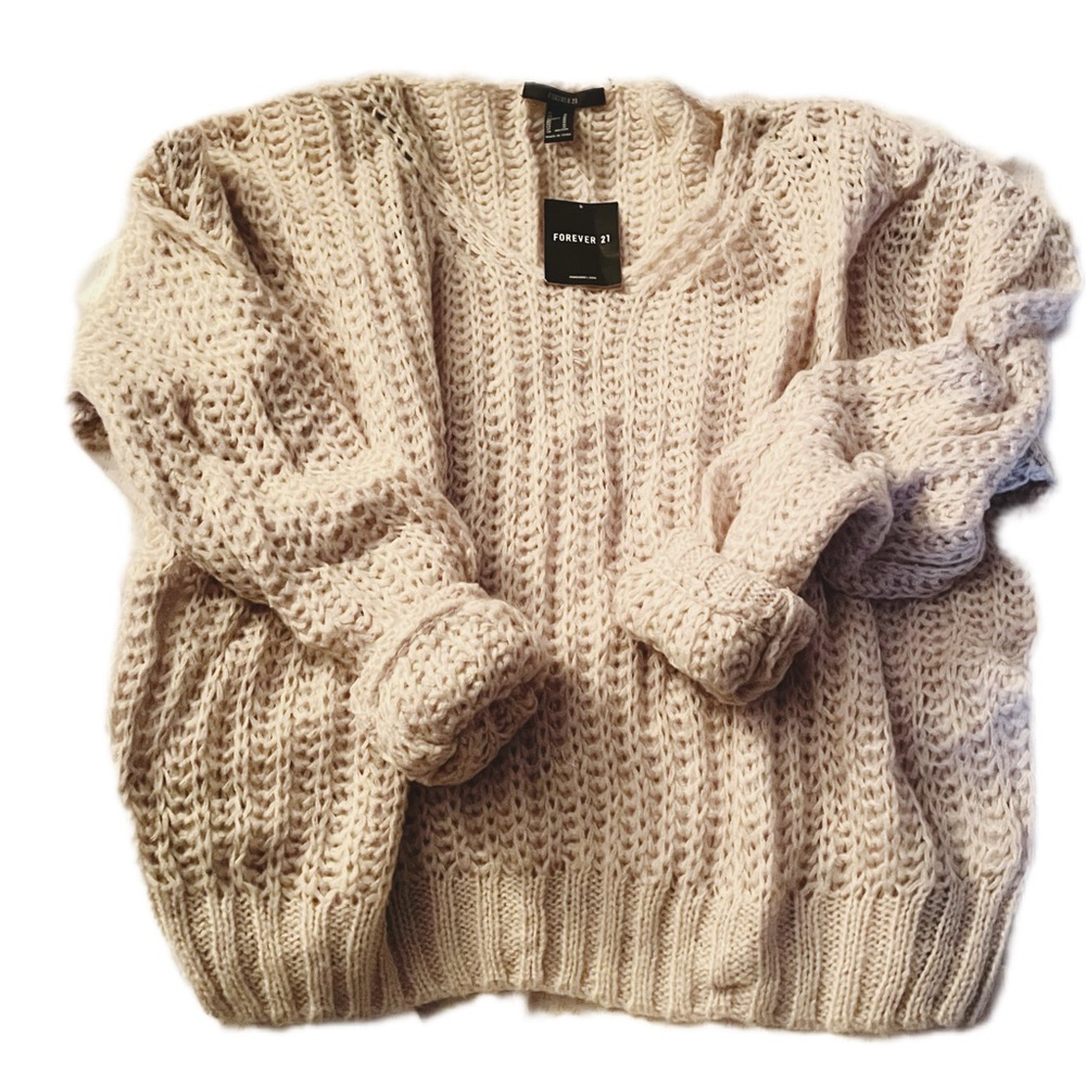Oversized Open Knit Crochet Sweater. Forever 21. Size M. NWT